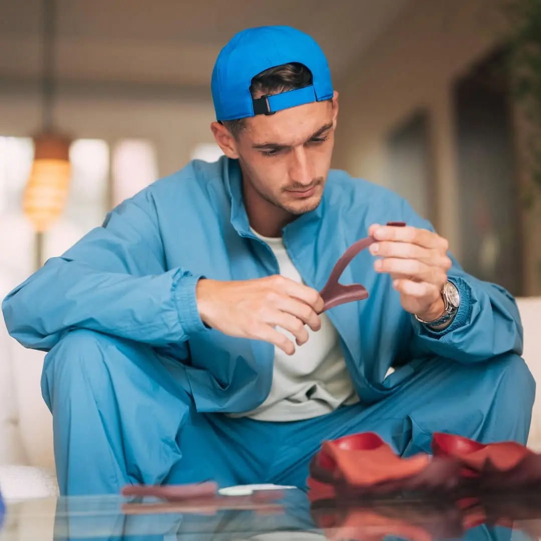 阿特玛纳对, 港挑战赛夺 阿特玛纳对, 港挑战赛夺