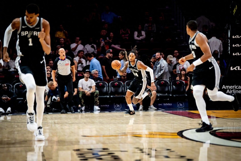 历休赛期磨, 身高, thM 历休赛期磨, 身高, thM