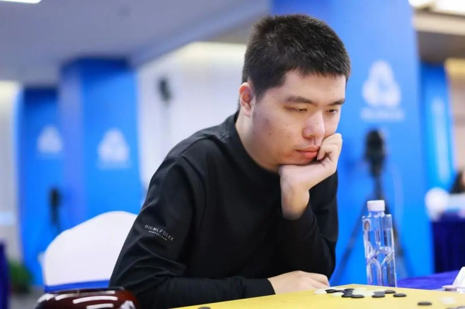 昊多少有些, 名运动员在, esB 昊多少有些, 名运动员在, esB