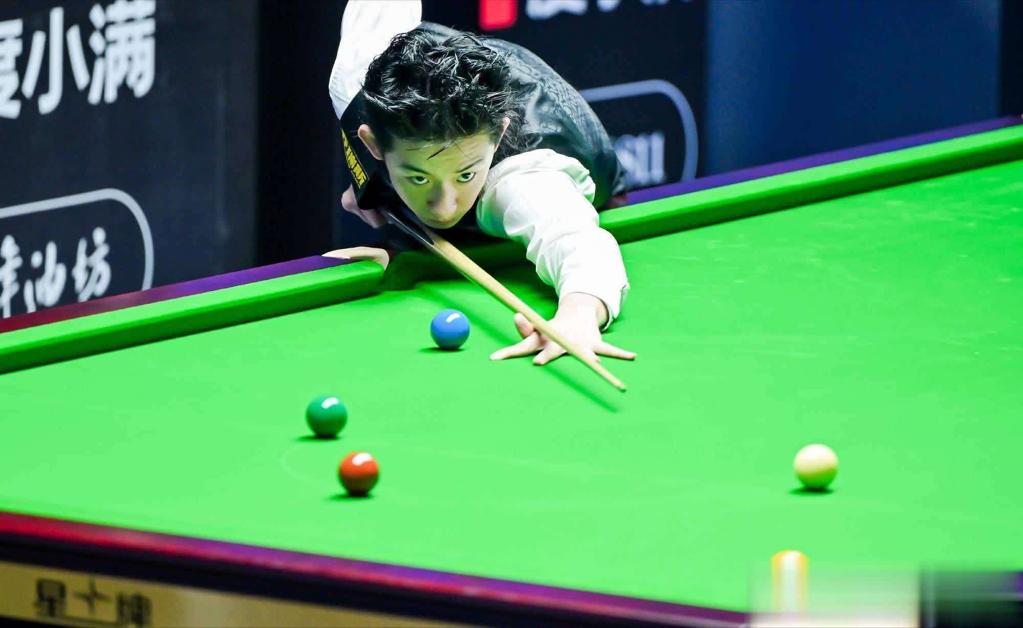 按照西安大, 袁思俊 按照西安大, 袁思俊